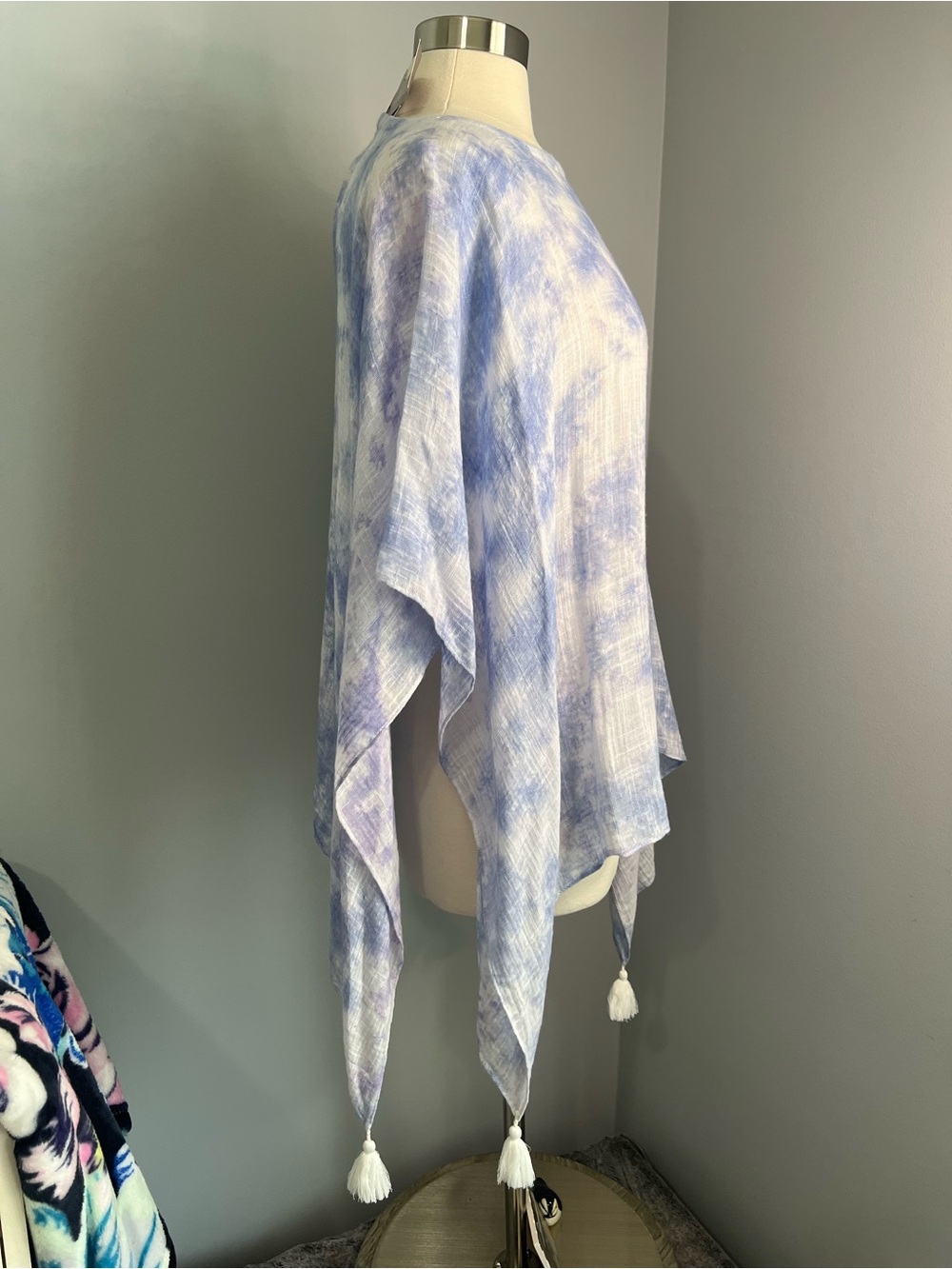 J. Jill Poncho Women’s One Size Blue White Cloud Tie-Dye Lightweight Coverup Top - Picture 4 of 15